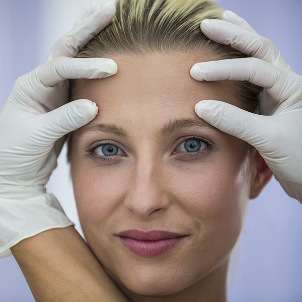 Frontoplastia - Cirurgia Plástica Facial - Roberio Brandão